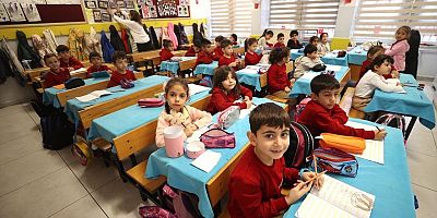 Ara tatil sona eriyor: Milyonlarca öğrenci yarın ders başında