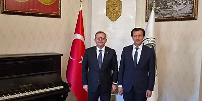 Ardahan Üniversitesi Rektörü Emiroğlu’ndan Vali Polat’a Ziyaret