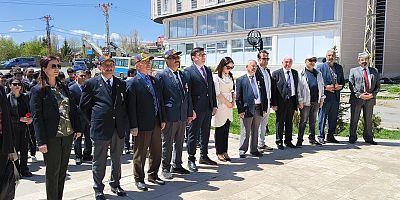 Azerbaycan'ın Umum Milli Lideri Haydar Aliyev doğum günü'nde Kars'ta Anıldı