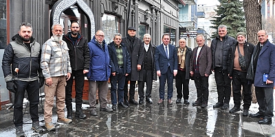  Başkan Prof. Dr.Ötüken Senger, basın mensuplarıyla buluştu