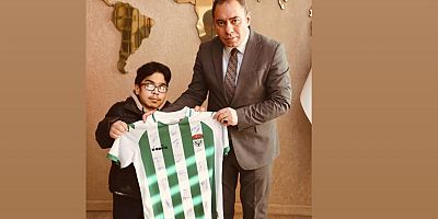 Başkan Senger’den Kars Spor Sevdalısı Ahmet Can’a Doğum Günü Sürprizi!