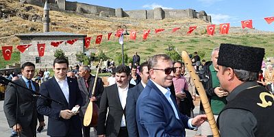 Bedesten Bölgesi’nde halk sahnesi kuruldu