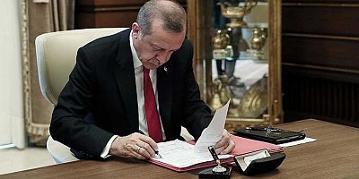 Cumhurbaşkanı Erdoğan 14 üniversiteye yeni rektör ataması yaptı