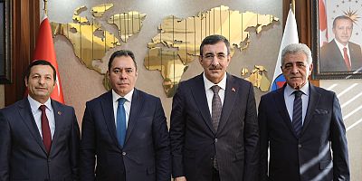 Cumhurbaşkanı Yardımcısı Yılmaz, Kars Belediyesini ziyaret etti