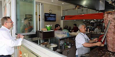 Vali Polat, Kazımpaşa ve Fayton Pazarı Esnaflarıyla biraraya geldi