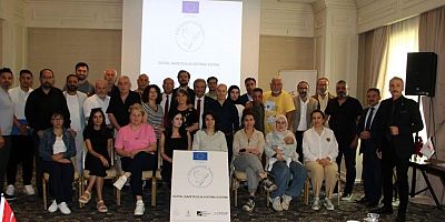 DİJİTAL GAZETECİLİK EĞİTİMİ VAN'DA YAPILDI