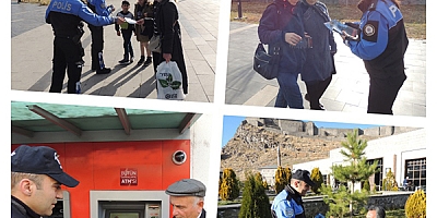 El broşürü dağıtarak dolandırıcılığa karşı uyardılar