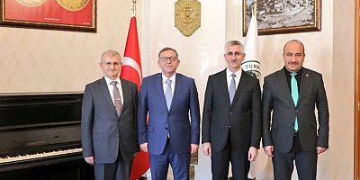 Eski Milli Eğitim Bakan Yardımcısı Nazif Yılmaz, Kars'ta