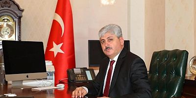 Eski Vali Rahmi Doğan Kars'ta