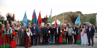 Gazi Kars'ta TÜRKSOY rüzgarı esti