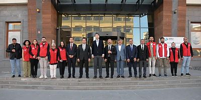 Gençlik Hizmetleri Genel Müdürü Dr. Enes Efendioğlu Kars’ta