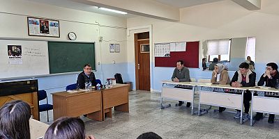 Gülahmet Aytemiz Güzel Sanatlar Lisesi'nde Kariyer Günleri düzenlendi