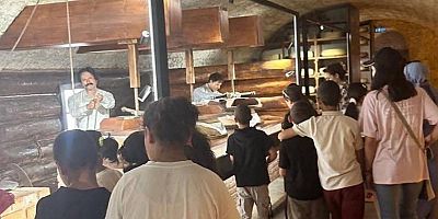 Halime Arslan Yıldız Çocuklarından Müze Ziyareti