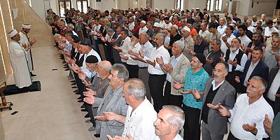 Hamas lideri İsmail Haniye için Kars'ta gıyabi cenaze namazı kılındı