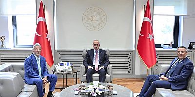 Iğdır Heyetinden Ulaştırma Bakanı Uraloğlu’na Ziyaret