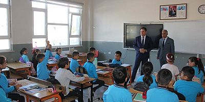 İl Millî Eğitim Müdürü Vasıf Munis, Öğrencilerle Buluştu