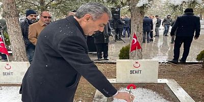 İYİ Parti Kars Belediye Başkan Adayı Özad, Çanakkale Zaferi ve Şehitleri Anma Günü'ne katıldı