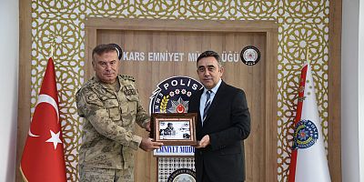 Jandarma Komutanı’ndan Emniyet Müdürü Tombul’a Ziyaret