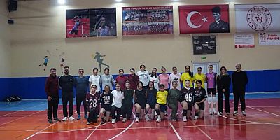 Kadın Voleybol Milli Takımları altyapı sporcu taramaları Kars’ta yapıldı