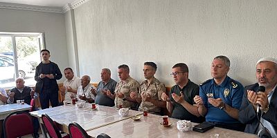 Kağızman'da Husumetli Taş ve Kurt Aileleri Barışla Helalleştiler