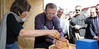 Kars 2. Altın Eller Geleneksel El Sanatları Festivali başladı