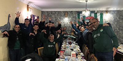 Kars 36 Spor taraftarları, iftarda buluştu