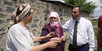 Kars Belediye Başkanı Prof.Dr.Senger Bahçelievlerde sorunları dinledi