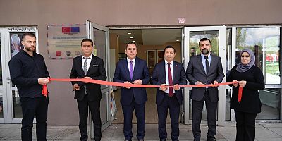 Kars Belediyesi’nde Dijital Gençlik Merkezi Açıldı