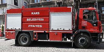 Kars Belediyesi tam donanımlı yangın söndürme aracını envantere kazandırdı
