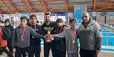 Kars Cevriye Tatış Ortaokulu Van'a gidiyor