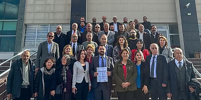 Kars CHP İl Başkanı Onur Uludaşdemir Mazbatasını Aldı
