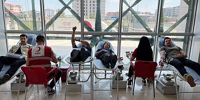 Kars Emniyeti’nden “Demokrasiye Kan Ver” Etkinliği