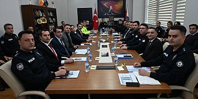 Kars Emniyetinde Güvenlik Önlemleri Masaya Yatırıldı