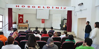 Kars Engelsiz Yaşam Merkezi'nde İstiklal Marşı'nın kabulü kutlandı