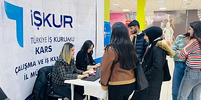 Kars İŞKUR, Üniversite de stant açtı