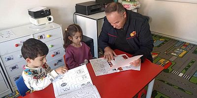 Kars İtfaiye Ekiplerinden Minik Öğrencilere Yangın Güvenliği Eğitimi
