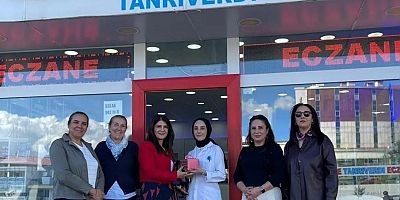 Kent Konseyi Kadın Meclisi Başkanı Çantay, Eczacıları yanlız bırakmadı 