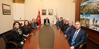 Kars Kent Konseyi’nden Vali Ziya Polat’a ziyaret