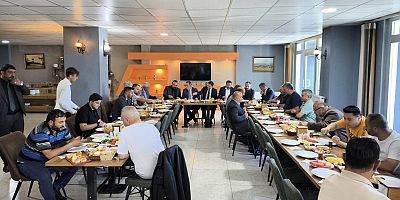 Kars MHP Yönetim Kurulu basın mensuplarıyla bir araya geldi