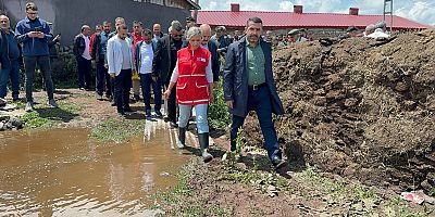 Kars Milletvekili Adem Çalkın, Heyetle Birlikte Sel Bölgesinde...