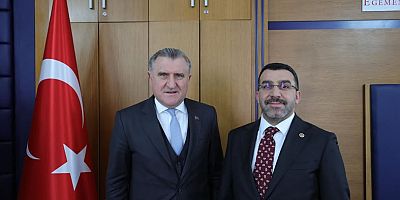 Kars Milletvekili Çalkın, Spor Bakanı Osman Aşkın Bak'ı ziyaret etti