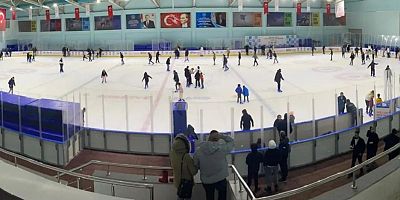 Kars Olimpik Buz Sporları Pisti’nde Yoğun İlgi!