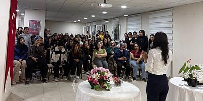 Kars Âşık Şeref Taşlıova Yurdu’nda Öğrencilere Sıcak Karşılama 