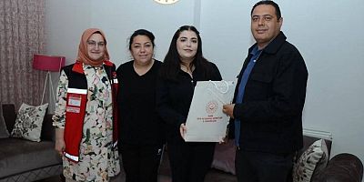 Kars Sosyal Hizmetler Müdüründen  Babalar Günü'nde Anlamlı Ziyaret
