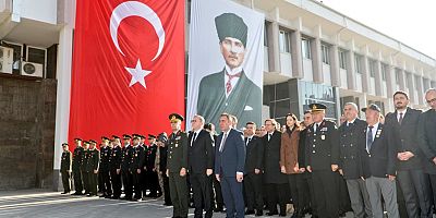 Kars’ta 10 Kasım'da sirenler çaldı hayat durdu