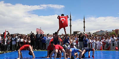 Kars’ta 19 Mayıs Bayramı etkinliklerle kutlandı