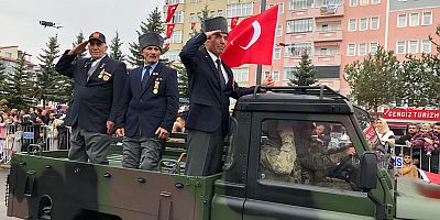 Kars’ta 29 Ekim Cumhuriyet Bayramı Coşkuyla Kutlandı