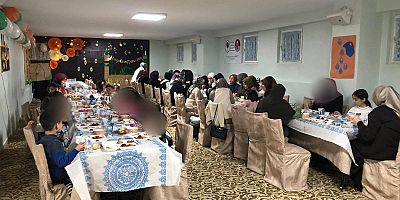 Kars'ta 4-6 Yaş Minikler ve Aileleri ile İftar Sofrasında Buluştu
