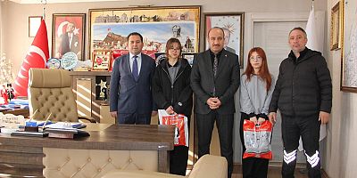 Kars’ta Afiş Yarışmasında dereceye giren öğrenciler ödüllendirildi