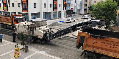 Kars'ta Ana Caddelerde Yenileme Çalışmaları Start Aldı
